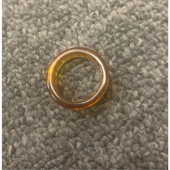 Tortoise Shell Acrylic Statement Ring - Picture 3 of 3